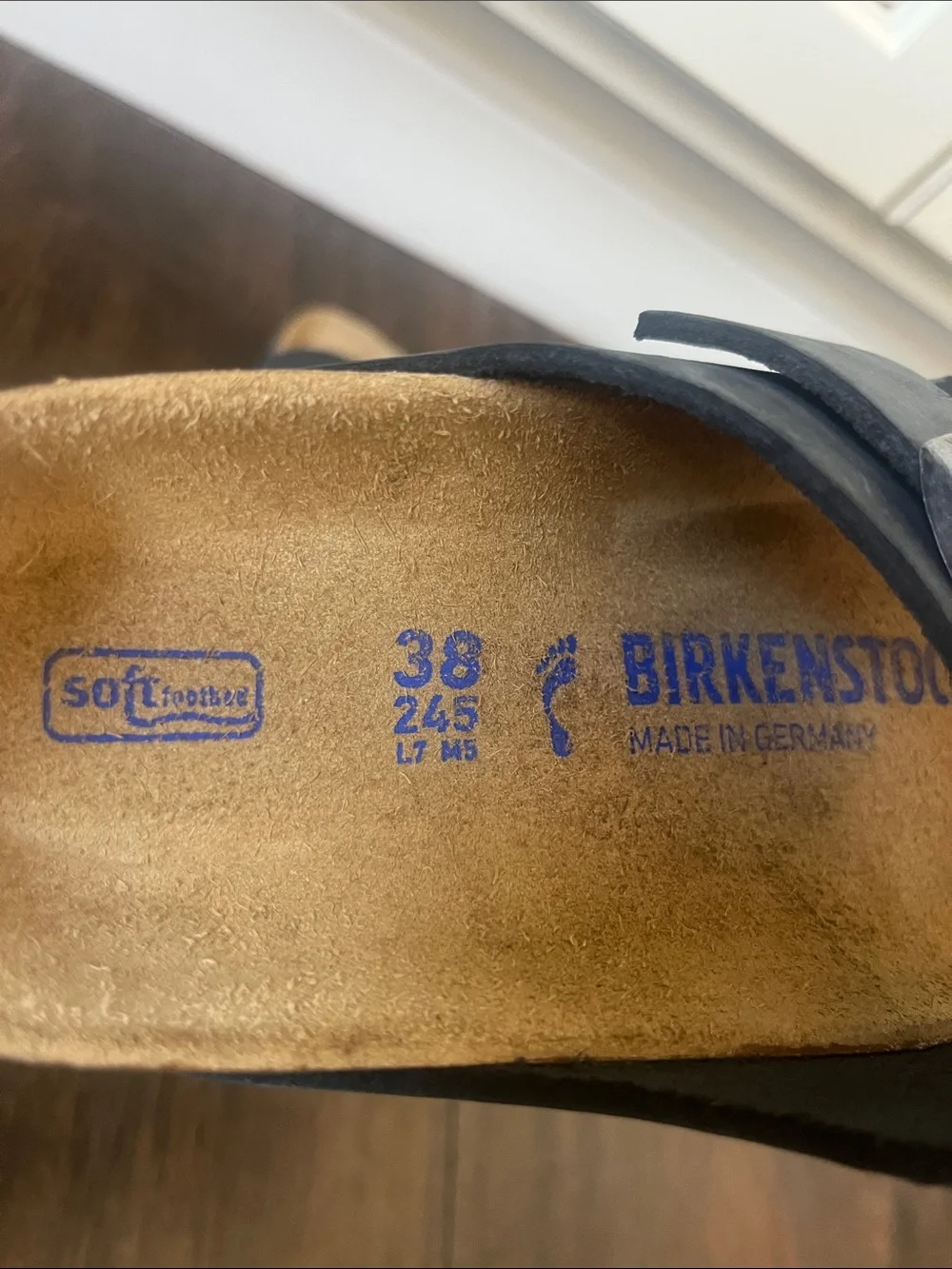 NWT BIRKENSTOCK Oiled Arizona Soft Footbed Sandals